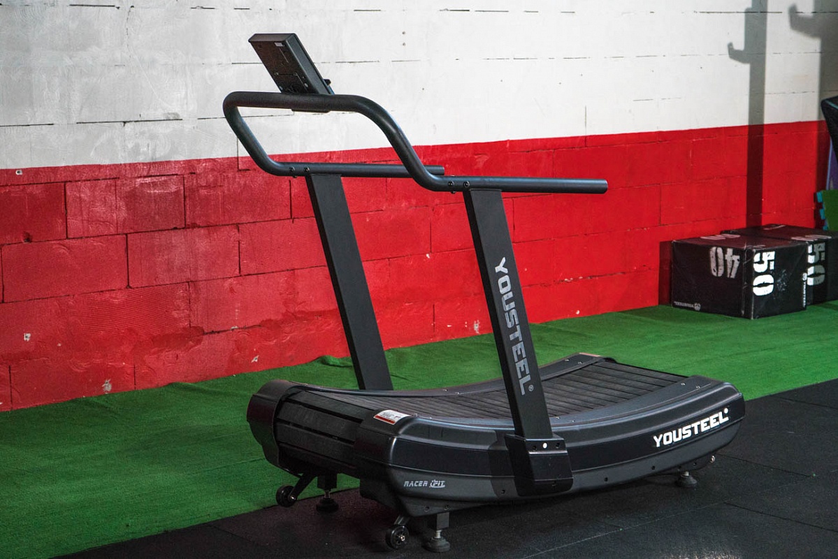 Беговая дорожка YouSteell Curve Treadmill 1199_800